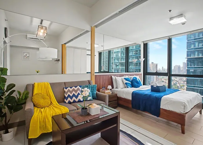 Free Welcome Breakfast, Bgc 1br, 300mbps Fiber, Steps To Mitsukoshi & Uptown, 19c2